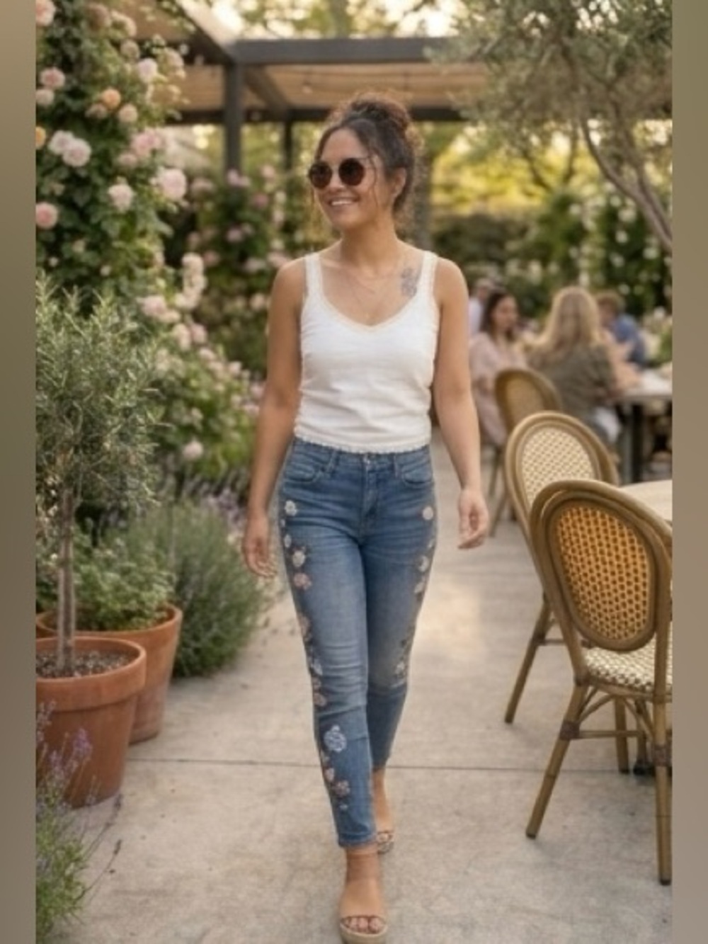Driftwood Embroidered Skinny Jeans Floral Boho Deni SZ 28 NWT